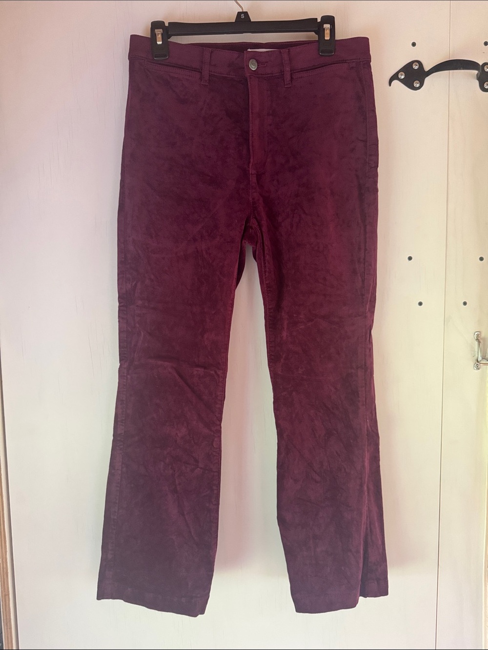 Women's Burgundy Straight-Leg Velvet Pants